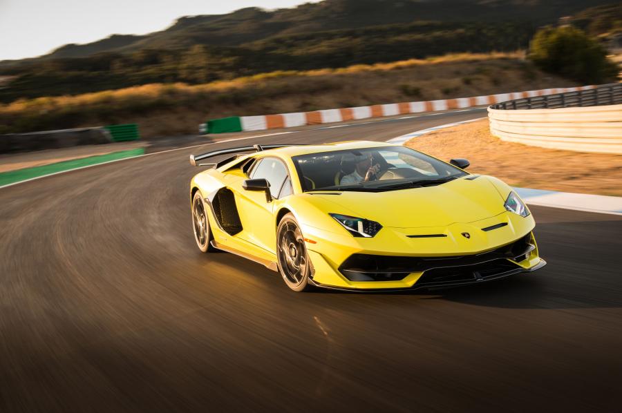 Lamborghini Aventador SVJ 2018 года  (NA) (фото 2 из 23)